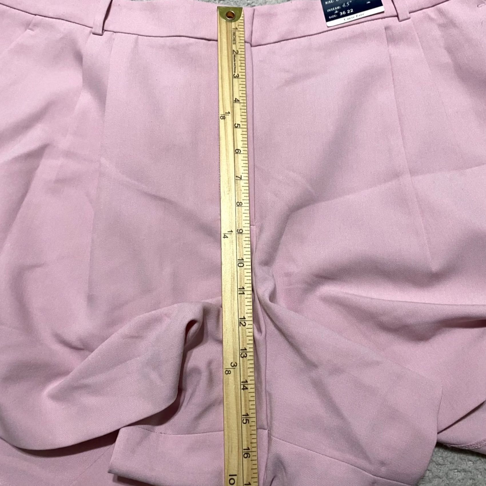 Abercrombie & Fitch Abercrombie & Fitch Womens Plus 22 Pink Chino Shorts High Rise NWT Vintage? Size 40" / US 18 - 6 Thumbnail