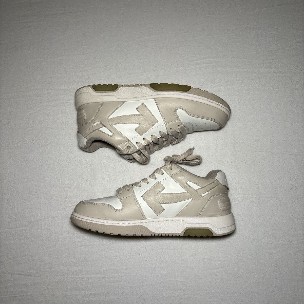 Off-White Off-White “Out of Office” Leather Sneakers — EU 41 Size US 8 / EU 41 - 3 Thumbnail