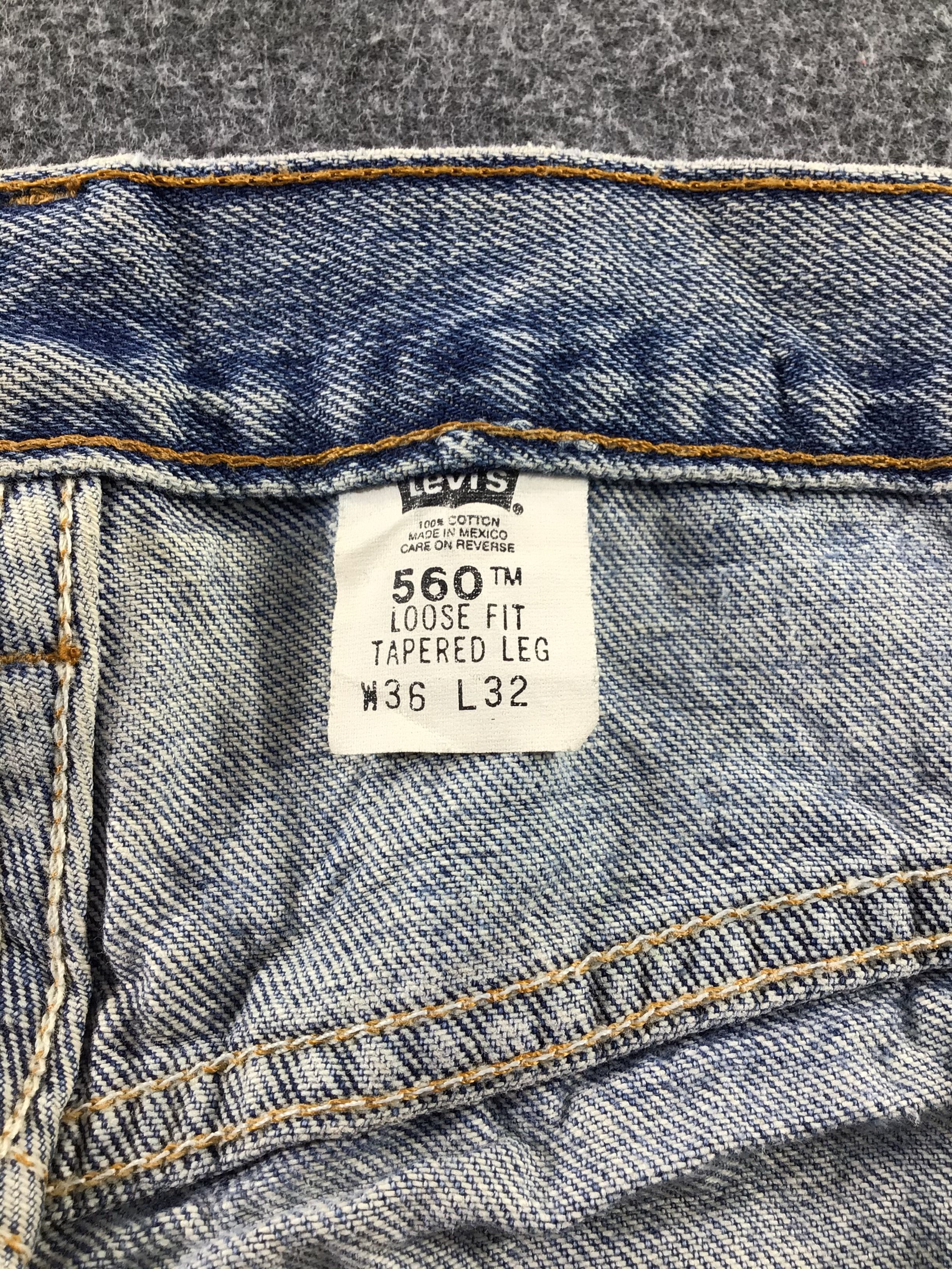 Levi's × Vintage Vintage Levis 560 Jeans-JM749 Size US 37 - 9 Thumbnail