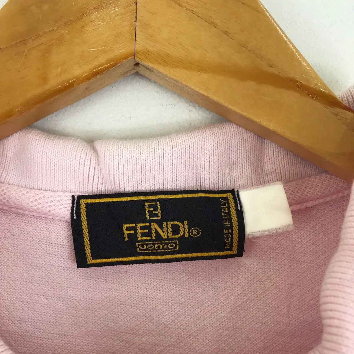 Fendi Vtg 90’FENDI UOMO Made In Italy Side Logo Pink Polo TeeShirt Size US L / EU 52-54 / 3 - 5 Thumbnail