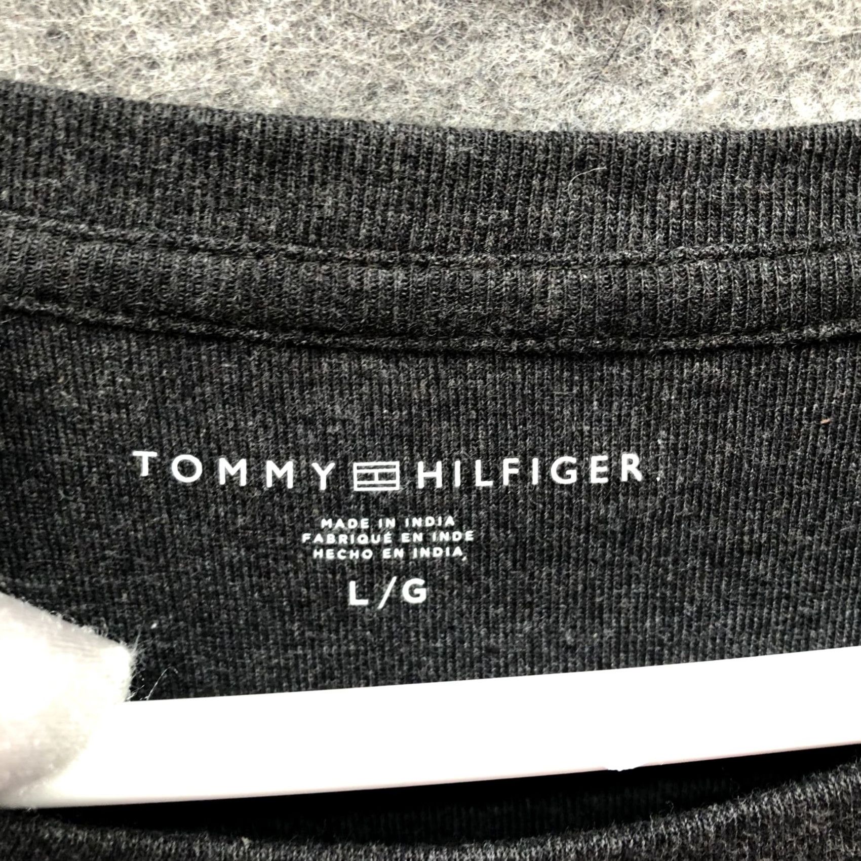 Tommy Hilfiger Tommy Hilfiger T Shirt Womens L Dark Gray Short Sleeve Crewneck Cotton Logo Size L / US 10 / IT 46 - 5 Thumbnail