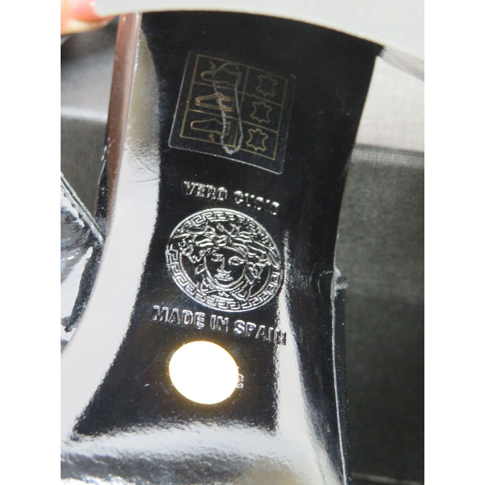 VERSACE BLACK PATENT LEATHER GOLD MEDUSA SANDALS PUMPS 40 10