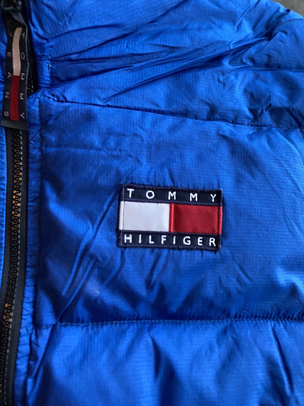 Tommy Hilfiger × Vintage Tommy Hilfiger Sprint Promo Puffer Jacket Vest Size US L / EU 52-54 / 3 - 2 Thumbnail