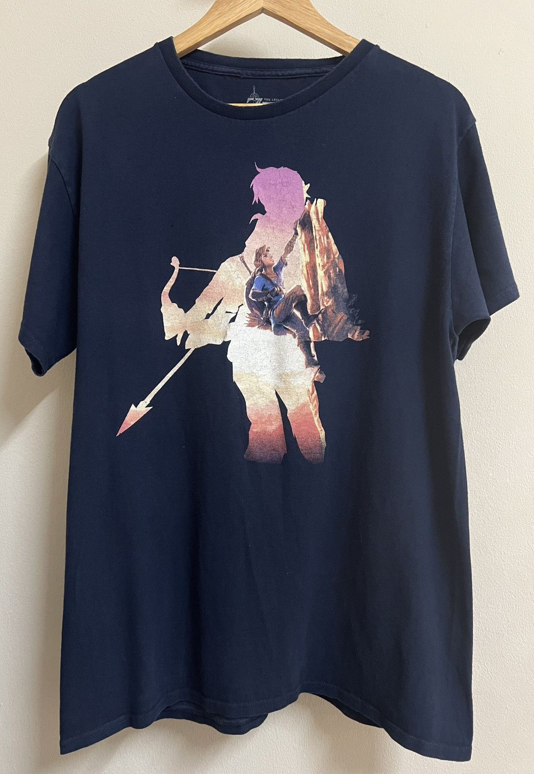 Nintendo Zelda BOTW Graphic Tee Faded Navy blue L Vintage Feel Size US L / EU 52-54 / 3 - 1 Thumbnail