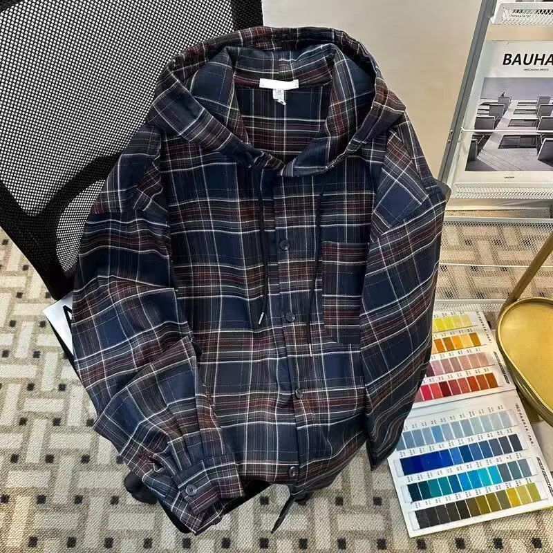 Vintage Navy Plaid Hooded Button-Up Shirt Jacket Size US M / EU 48-50 / 2 - 1 Thumbnail