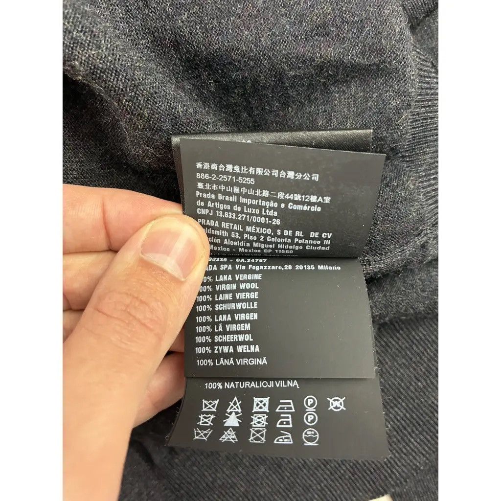 Prada Prada Charcoal Grey Wool Cardigan Size 60 EU fits like XXL Size US XXL / EU 58 / 5 - 5 Thumbnail