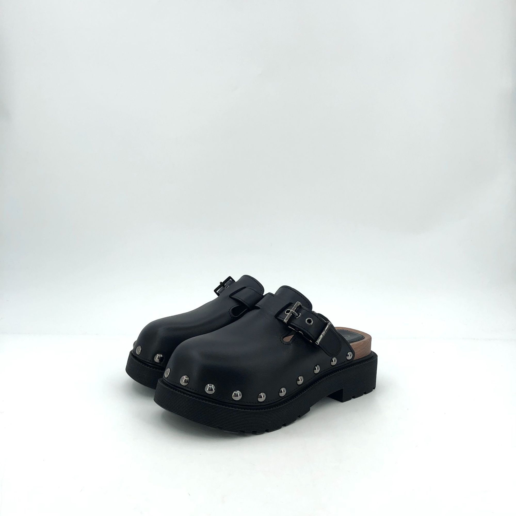 Dior Christian Dior Quake 36 Black Leather Riveted Round-Toe Thic Size US 6 / IT 36 - 9 Thumbnail