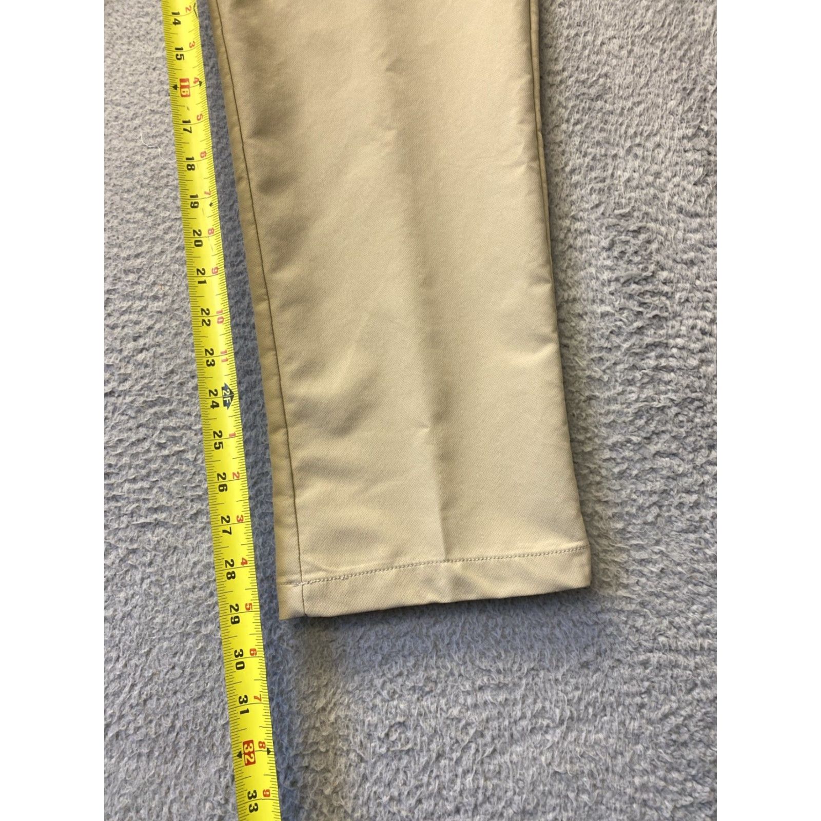 Banana Republic VINTAGE Banana Republic Golf Pants Men's 40x29 Flat Khaki Slim Stretch Wicking 166-9 Size US 40 / EU 56 - 6 Thumbnail