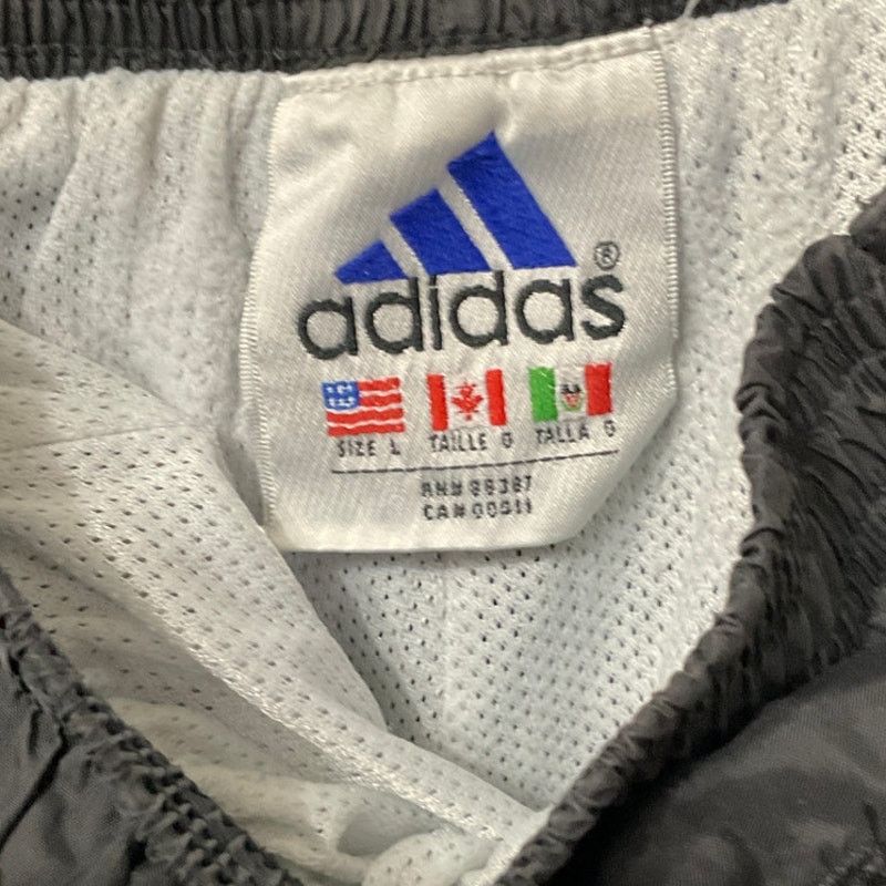 Adidas Preloved Adidas Vintage Snap Track Pants Sz L Size US 36 / EU 52 - 2 Thumbnail