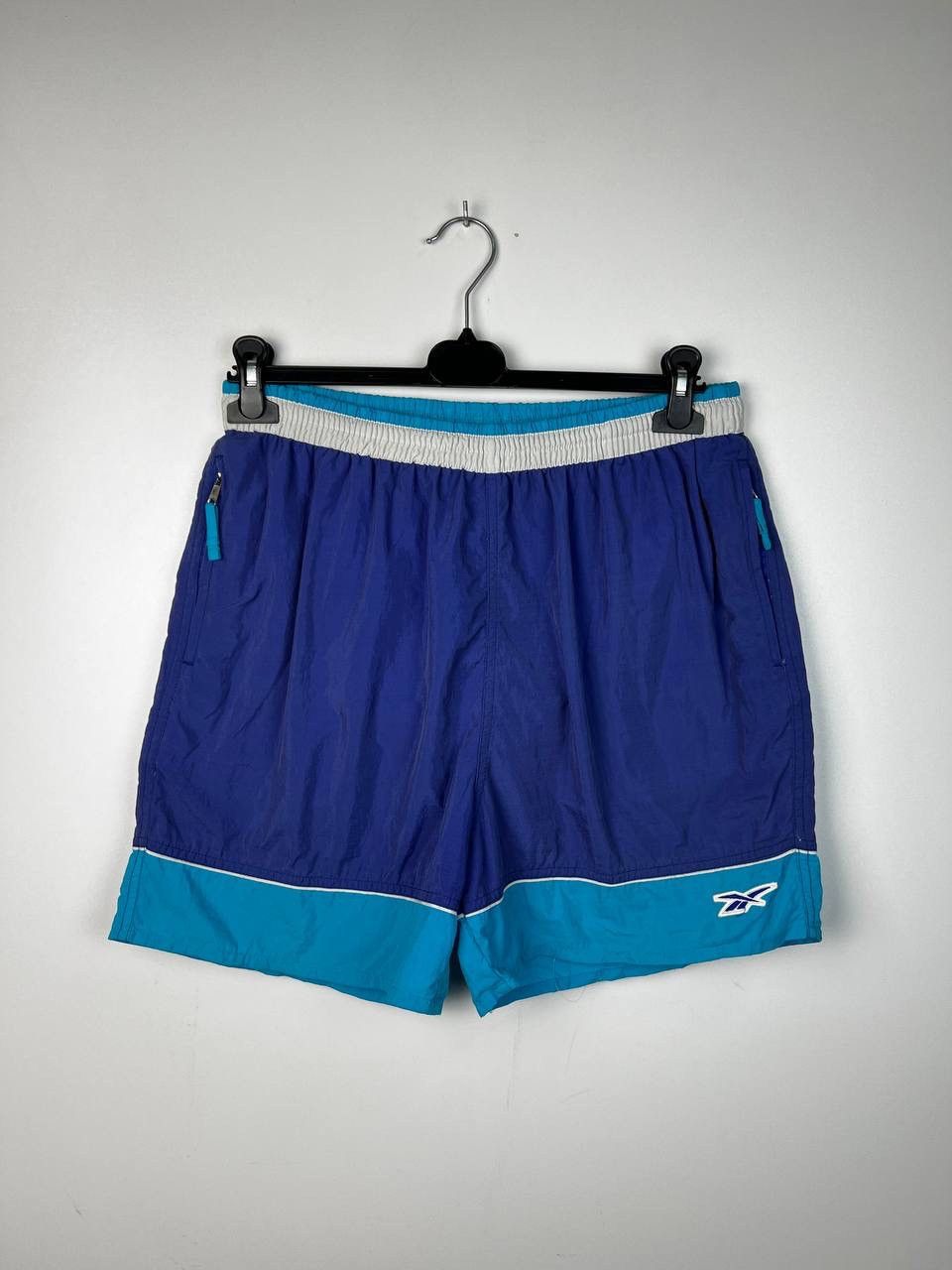 Reebok Reebok 90s streetwear vintage Shorts size M/31 Size US 31 - 1 Thumbnail