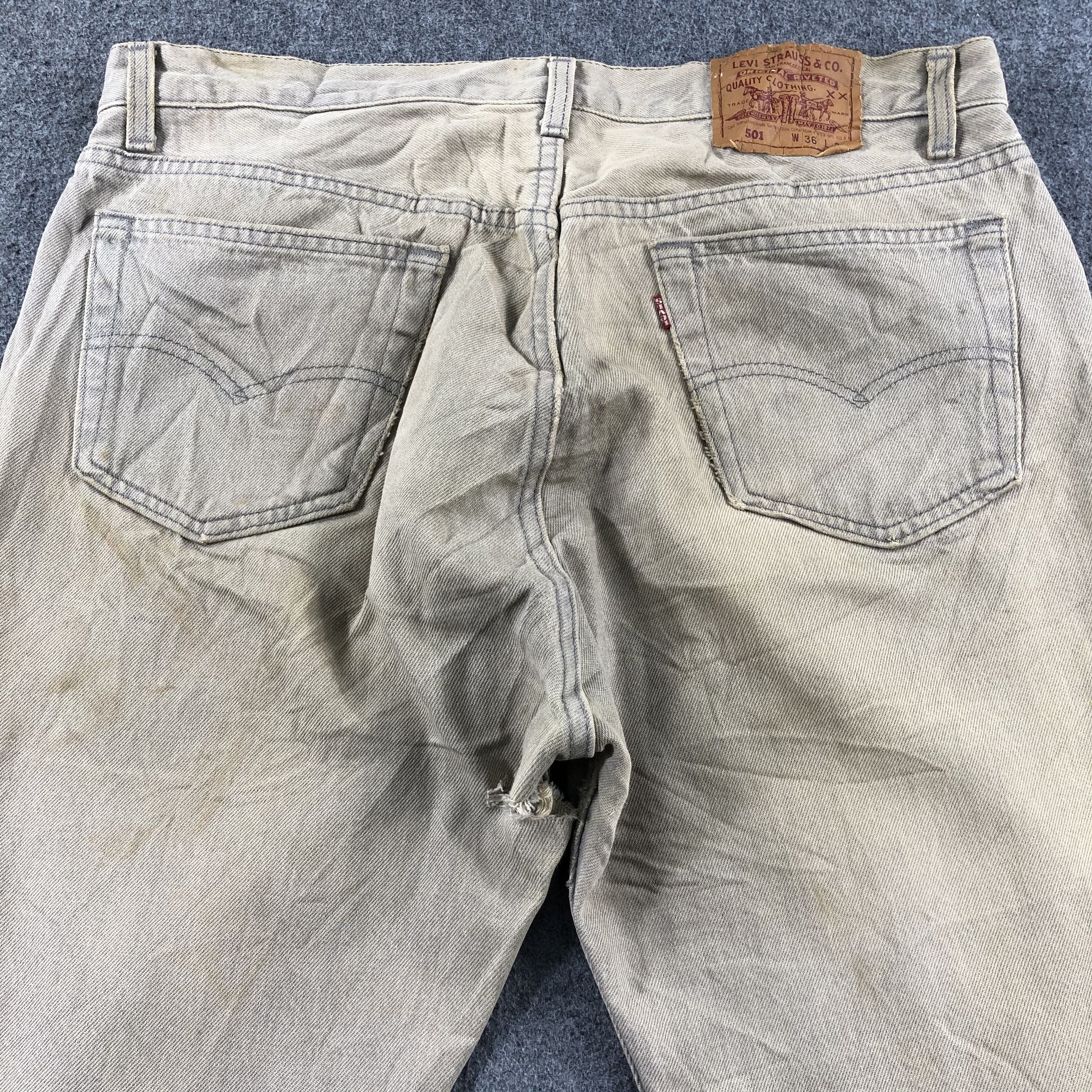 Levi's 90s Vintage Ripped Levis 501 Jeans-J2592 Size US 36 / EU 52 - 4 Thumbnail