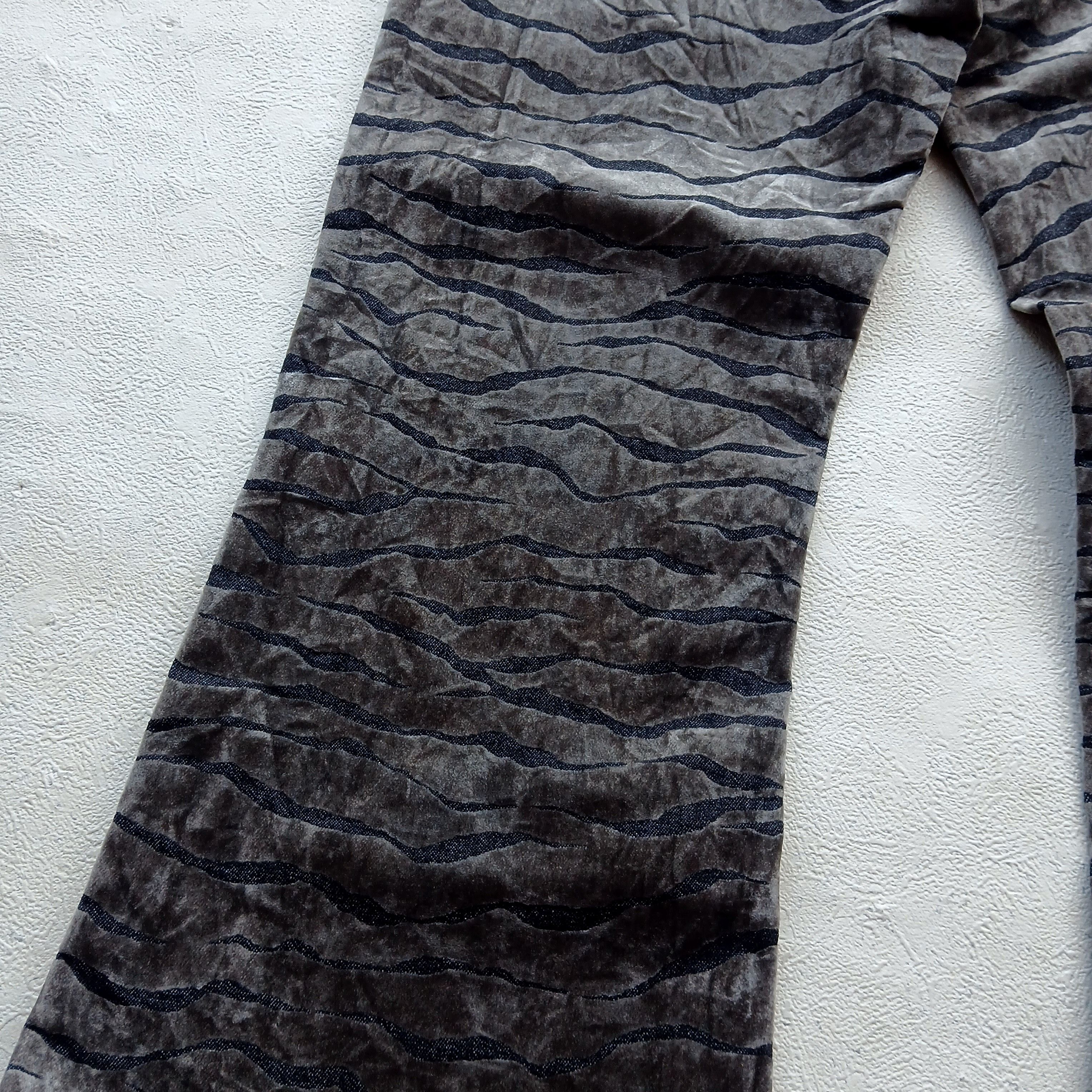 Japanese Brand × Mastermind World × Vintage BISON TIGER VELVET VINTAGE JAPANESE BRAND Size 28" / US 6 / IT 42 - 9 Thumbnail