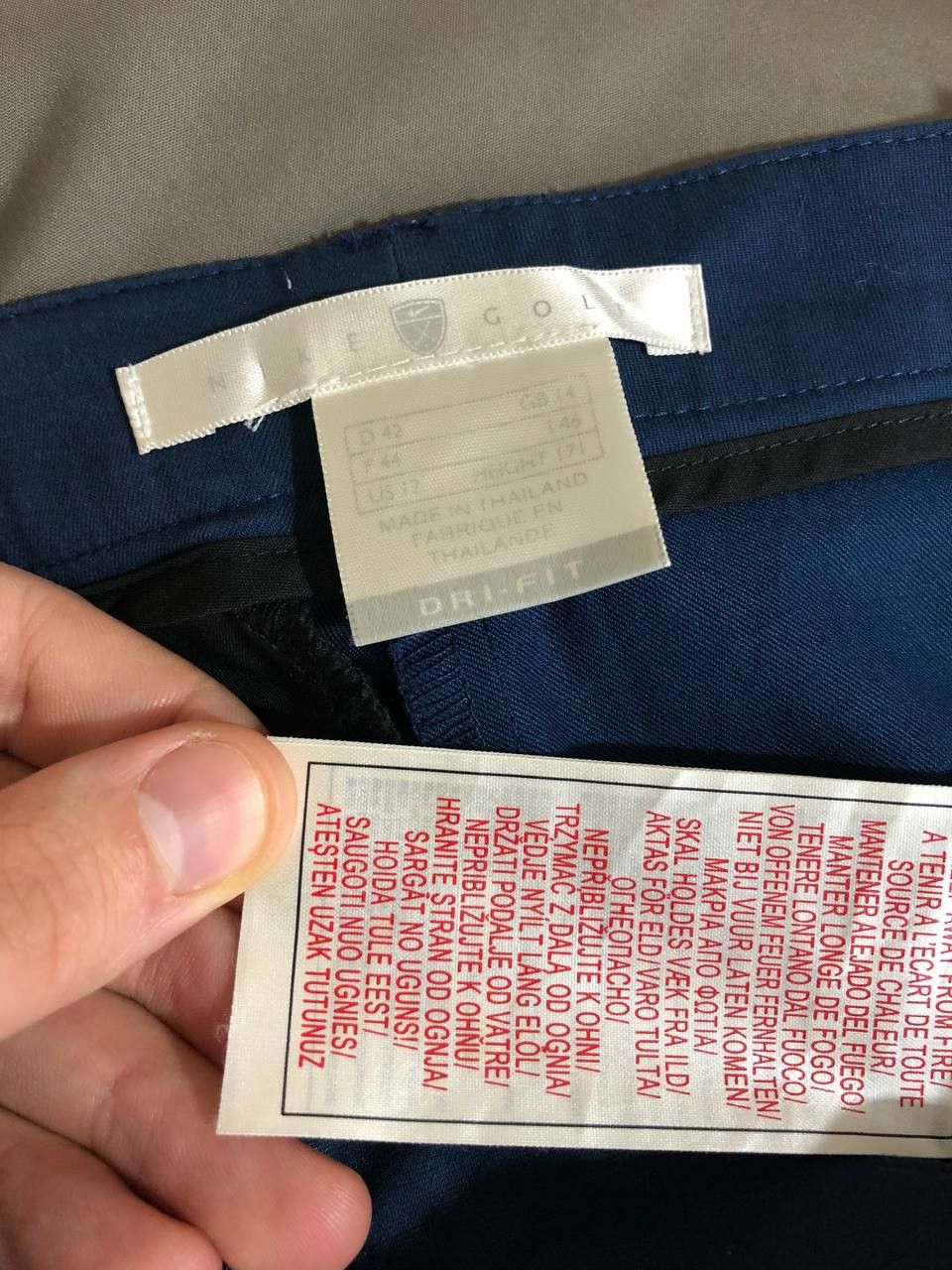 Nike Nike Golf Dri-Fit Chino Pants Swoosh Logo Navy size 31x30 Size US 31 - 8 Thumbnail