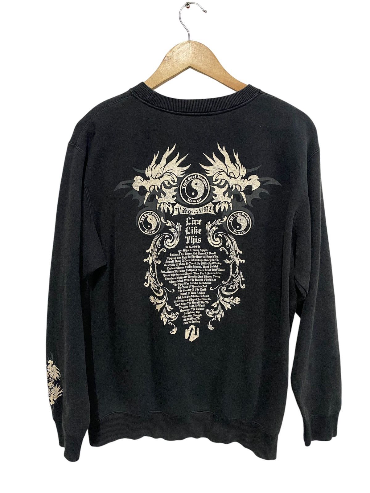 T&C Surf Design Hawaii Dragon🐲 Sweatshirt