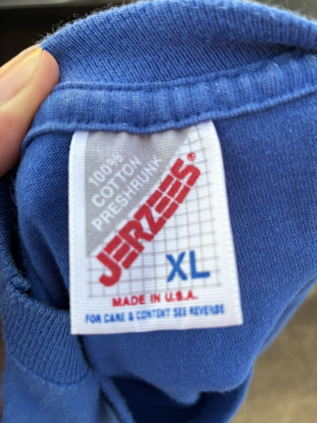 Jerzees 90s Disney Tee Size US XL / EU 56 / 4 - 3 Thumbnail