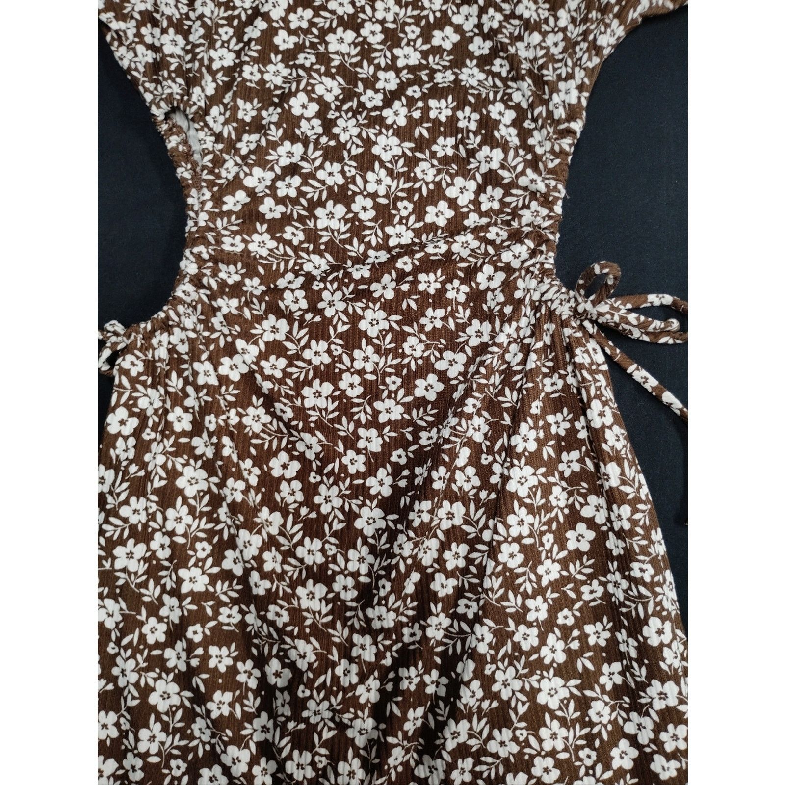Jessica Simpson Brown and White Floral Midi Dress with Cutout Tie Waist Size M / US 6-8 / IT 42-44 - 2 Thumbnail