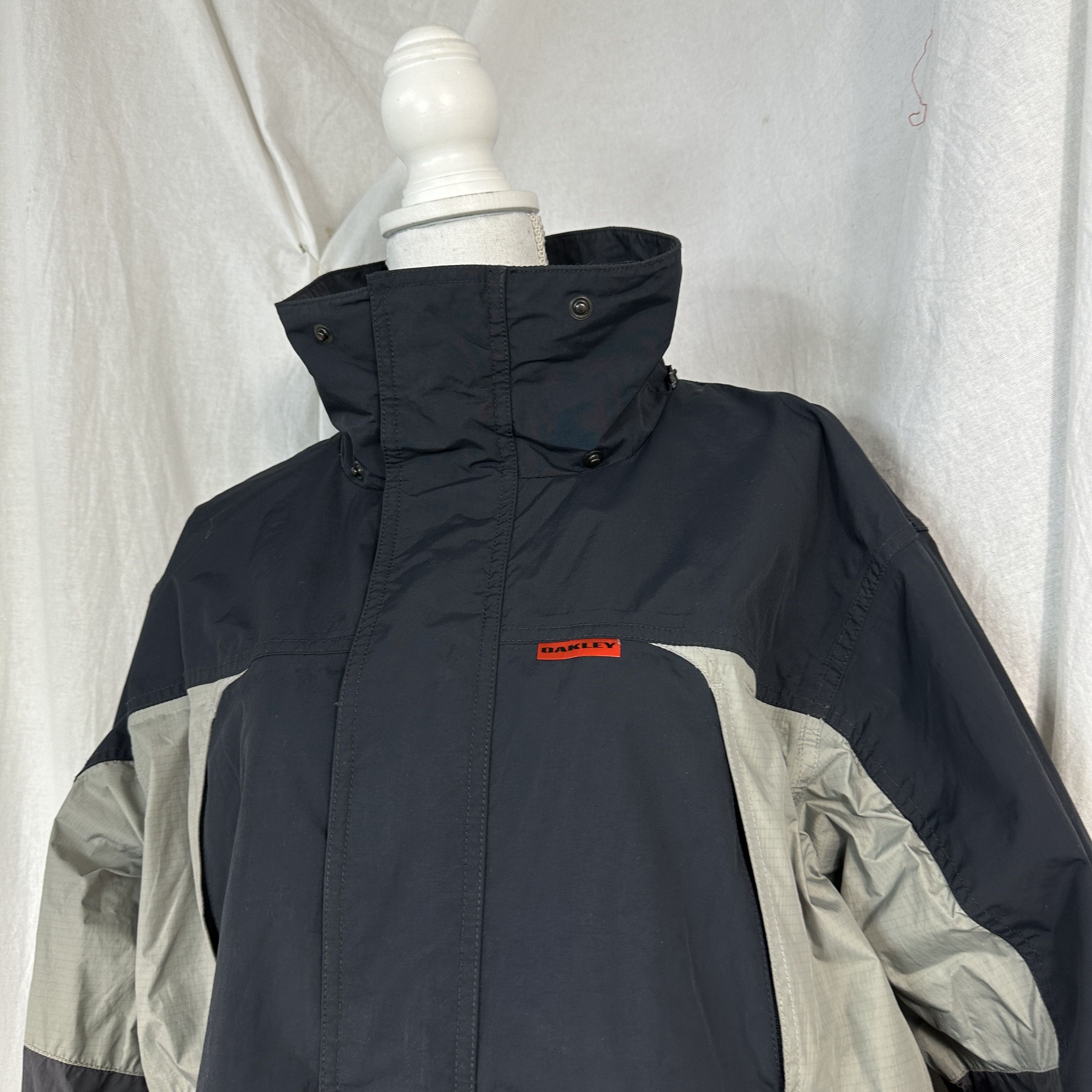 Oakley × Vintage Vintage Oakley Technical Jacket Size US L / EU 52-54 / 3 - 16 Thumbnail