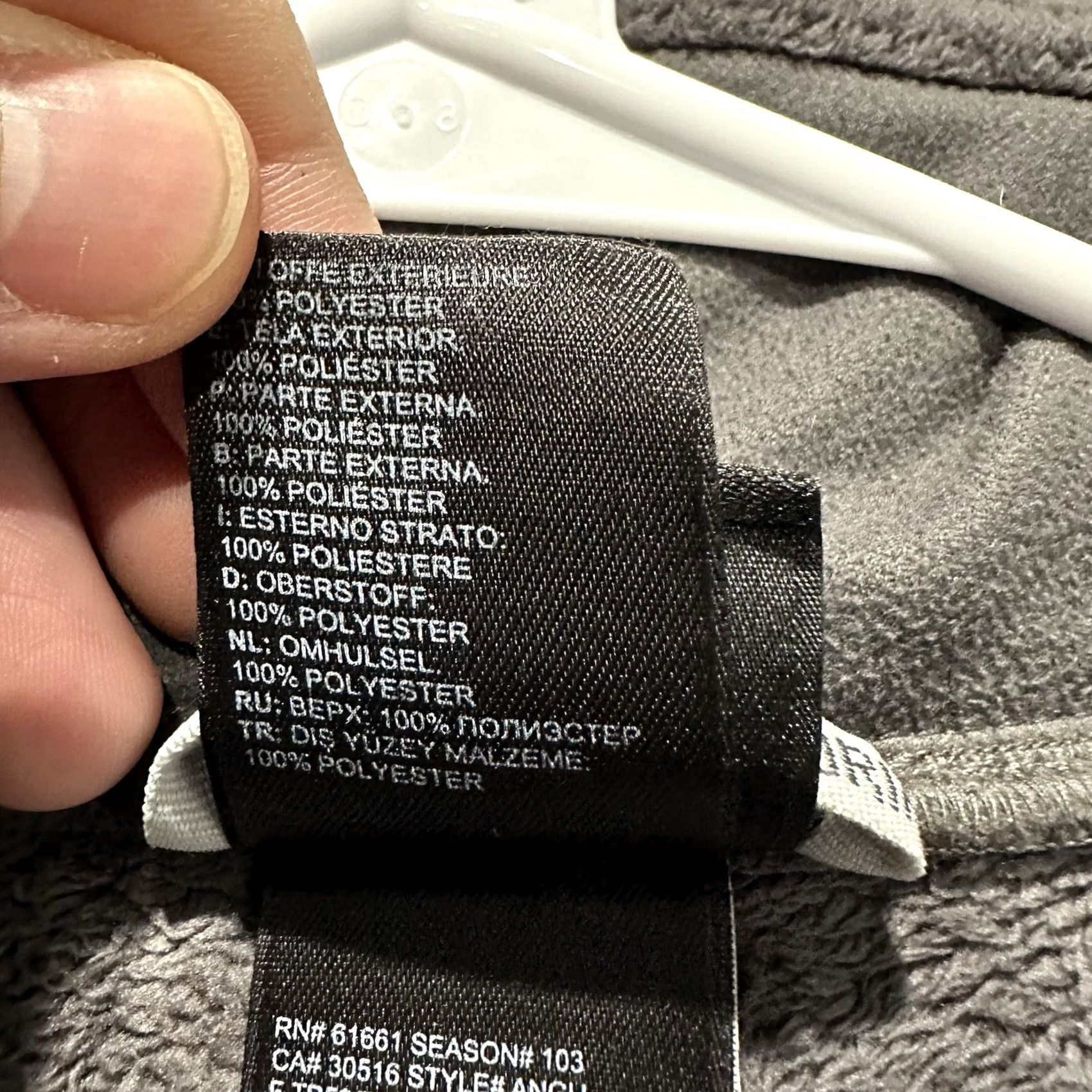 The North Face The North Face Jacket Womens Medium Gray Soft Plush Fleece Full Zip ANGU EUC Size M / US 6-8 / IT 42-44 - 7 Thumbnail