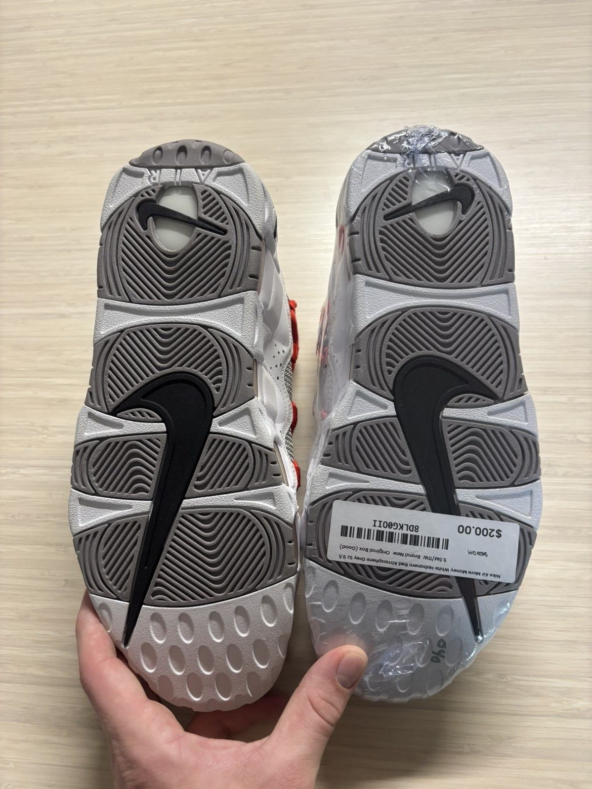 Nike Nike Air More Money White Habanero Red Atmosphere Grey Size US 9.5 / EU 42-43 - 5 Thumbnail