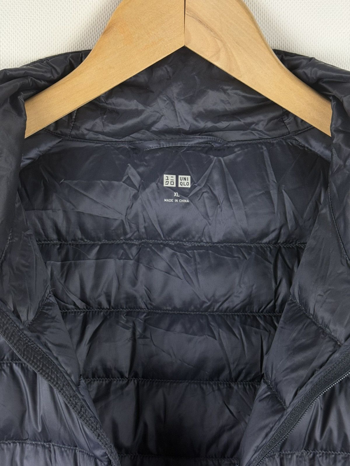 Uniqlo Uniqlo Men’s Micro Yarn Down Sleeveless Vest Jacket Size XL Size US XL / EU 56 / 4 - 19 Thumbnail