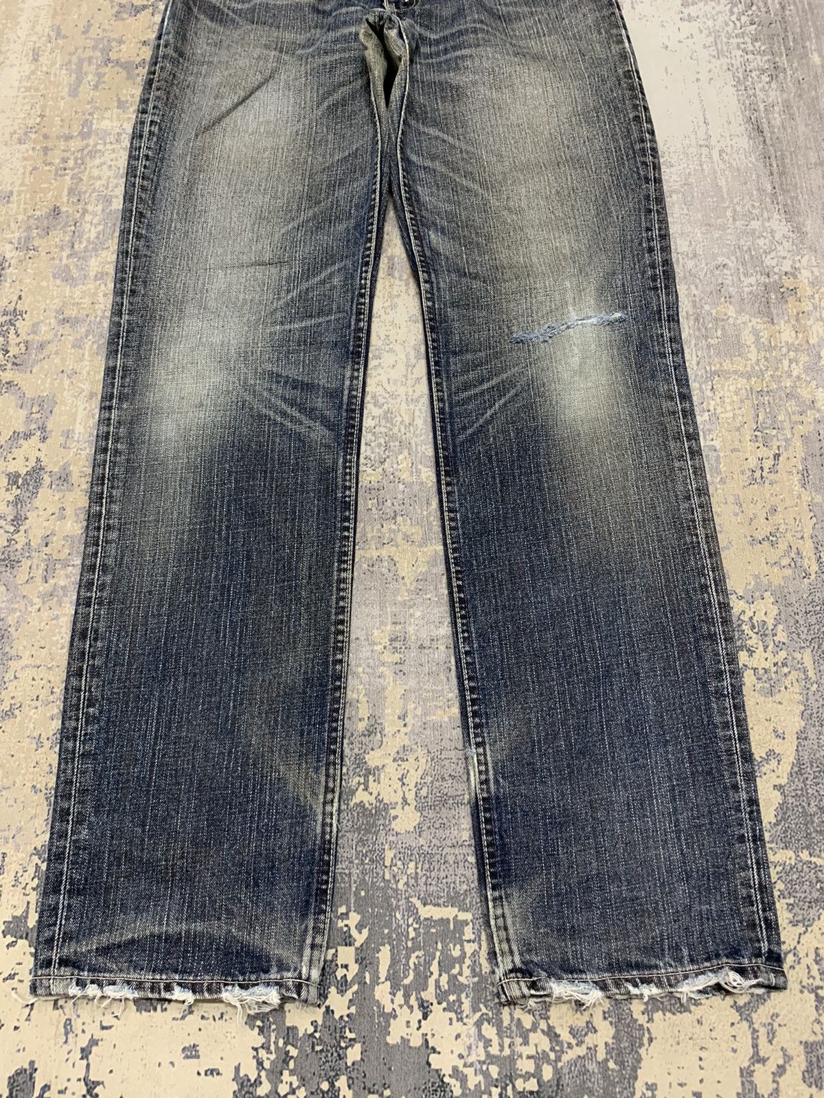 Levi's Vintage Levis 502 Distressed Denim Jeans 31x33.5 Size US 31 - 4 Thumbnail