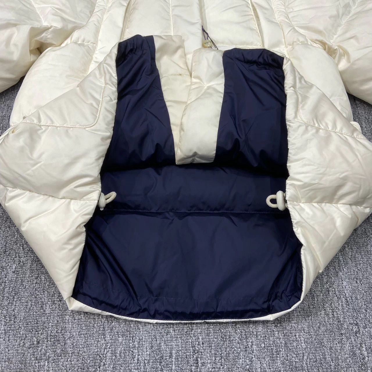 Gucci Gucci white striped logo down jacket Size S / US 4 / IT 40 - 3 Thumbnail