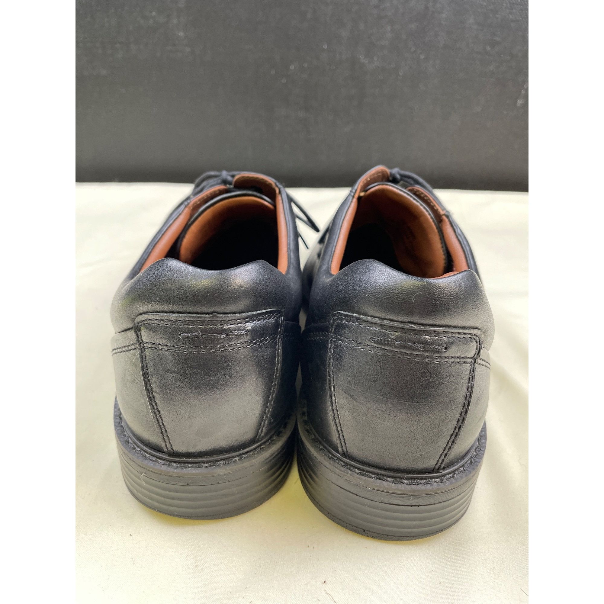 Johnston & Murphy Johnston & Murphy Men's Black Leather Shoes/ Oxfords Size 10 Size US 10 / EU 43 - 6 Thumbnail