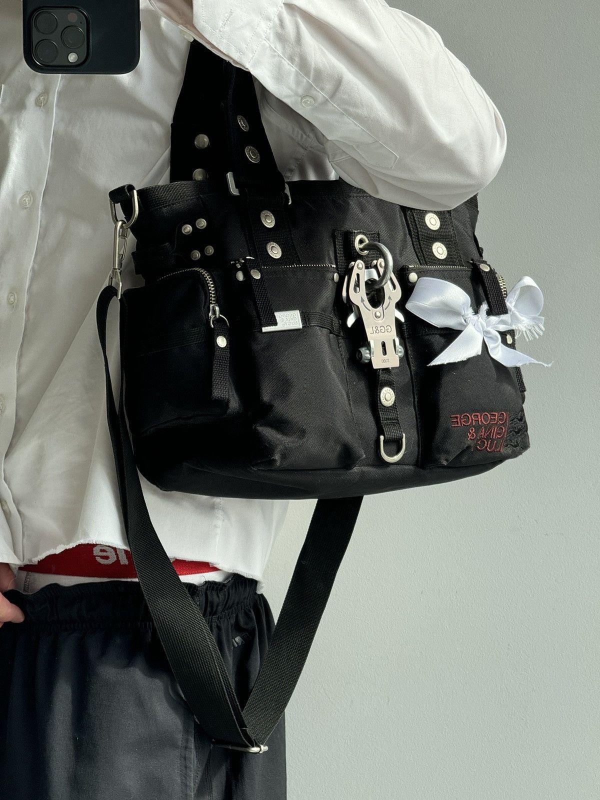 George Gina & Lucy × Japanese Brand Very Rare George Gina & lucy Y2k Alyx Bag Crossbody Handbag Size ONE SIZE - 2 Thumbnail