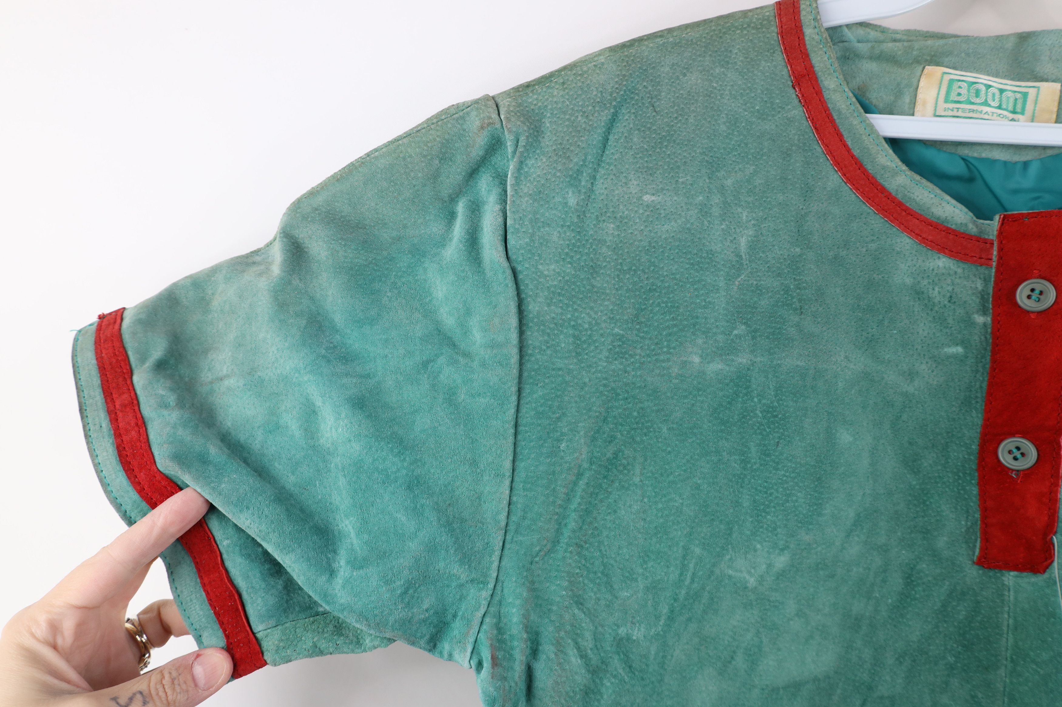 Vintage Deadstock Vintage 90s Streetwear Leather Henley Shirt Green Size US M / EU 48-50 / 2 - 8 Thumbnail