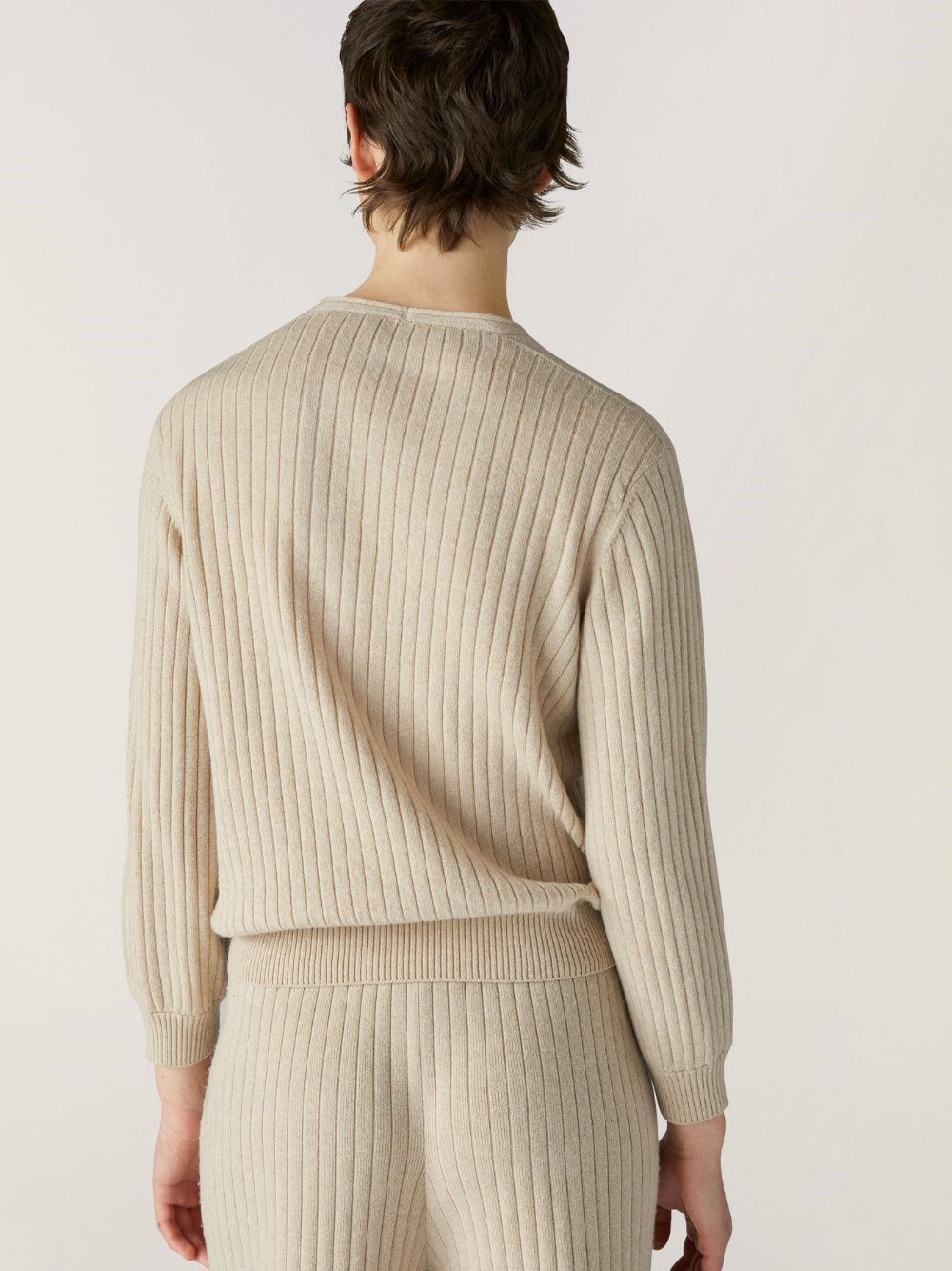 Loro Piana o1w1db10724 Maras Cashmere V-Neck Sweater in Beige Size M / US 6-8 / IT 42-44 - 4 Thumbnail