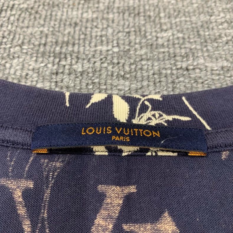 Louis Vuitton Louis Vuitton Dark blue wheat-ear short sleeves Size US L / EU 52-54 / 3 - 6 Thumbnail