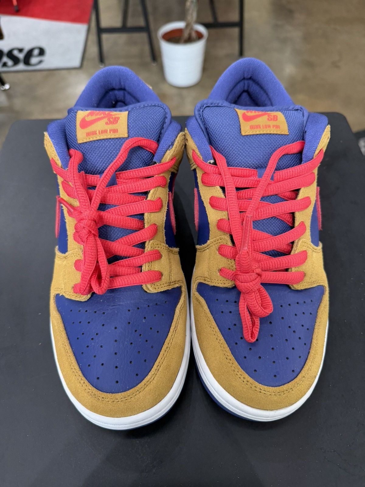 Nike Nike SB Dunk Low Reverse Papa Bear Size 9.5 (2021) Size US 9.5 / EU 42-43 - 2 Thumbnail