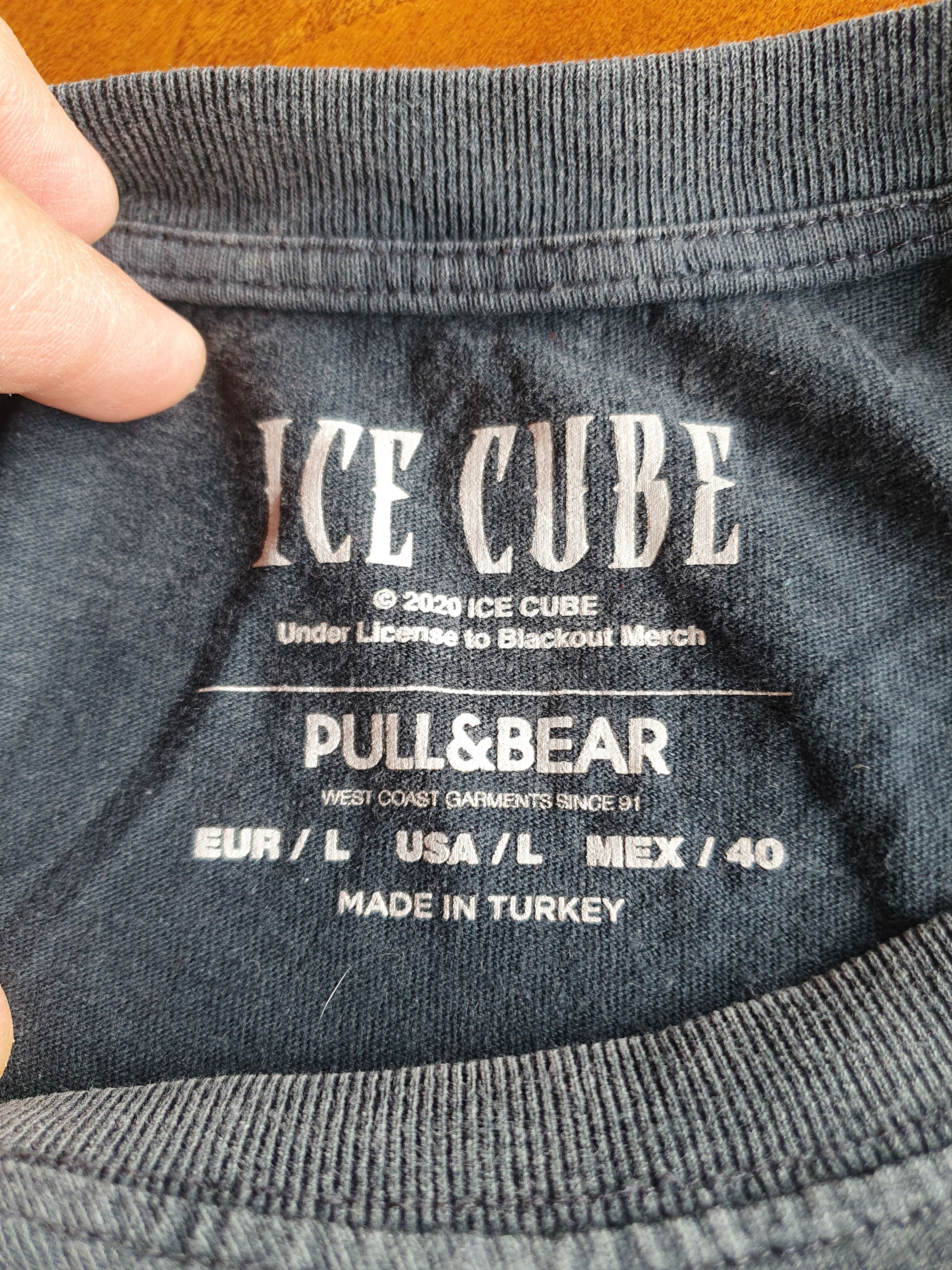 Pull & Bear × Rap Tees Ice Cube Pull&Bear Lightning 2020 Rap t-shirt sz XL Size US XL / EU 56 / 4 - 6 Thumbnail