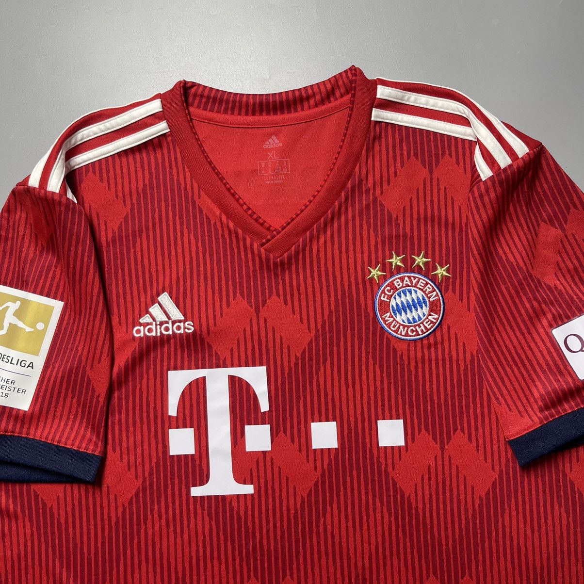 Vintage BAYERN ADIDAS 2018/2019 FOOTBALL HOME JERSEY #9 LEWANDOWSKI Size US XL / EU 56 / 4 - 4 Thumbnail