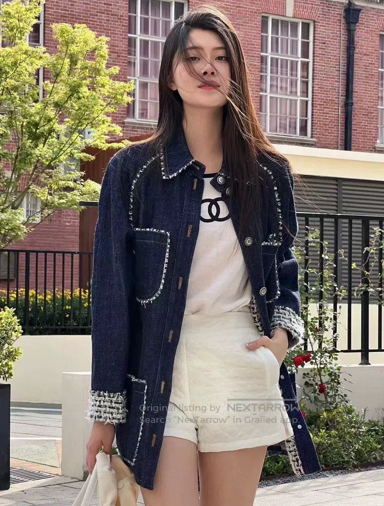 Chanel Chanel Solid colour single-breasted long-sleeved jacket Size XS / US 0-2 / IT 36-38 - 8 Thumbnail