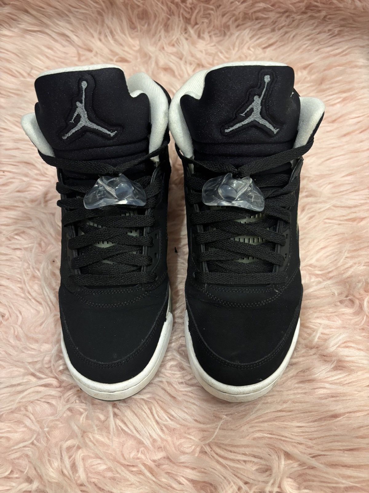 Jordan Brand Air Jordan 5 Oreo Size 6.5 – Clean Black/White Size US 6.5 / EU 39-40 - 1 Thumbnail