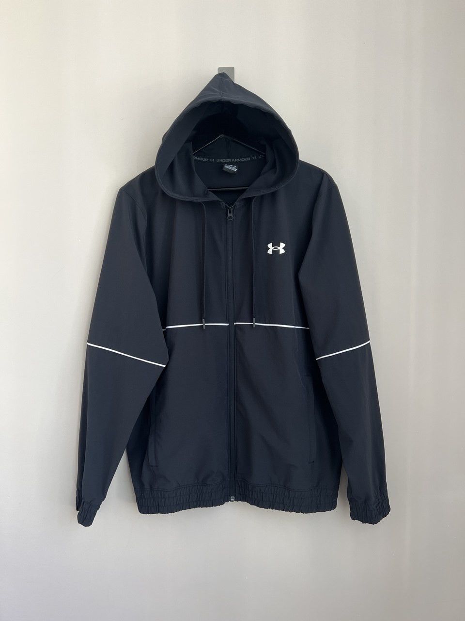 Under Armour Under Armour men's Olympic windbreaker, size M Size US M / EU 48-50 / 2 - 1 Thumbnail