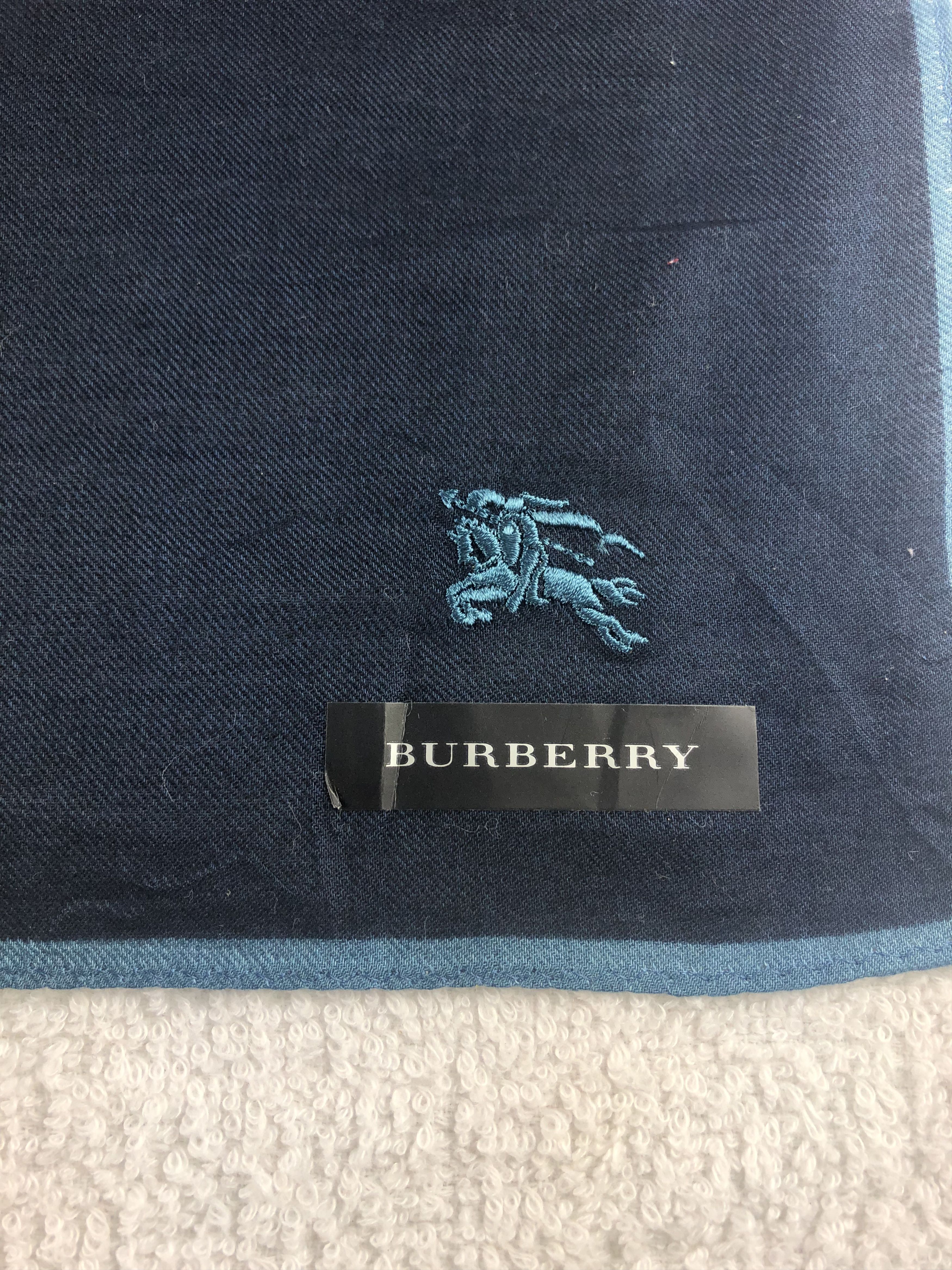 Burberry Burberry Handkerchief / Bandana / Neckerchief Size ONE SIZE - 5 Thumbnail