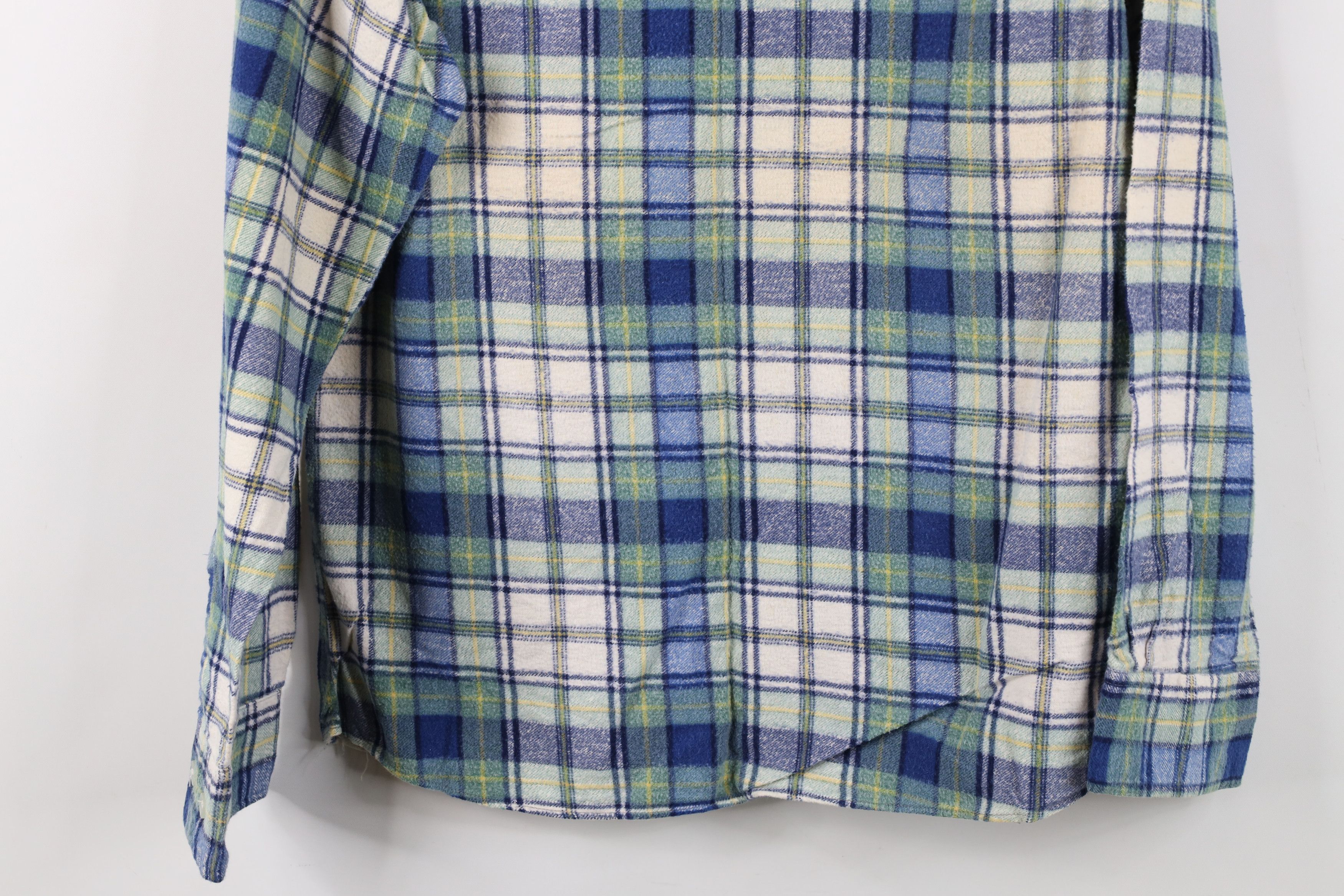 Vintage Vintage 70s Streetwear Flannel Collared Button Shirt Plaid Size US S / EU 44-46 / 1 - 15 Thumbnail