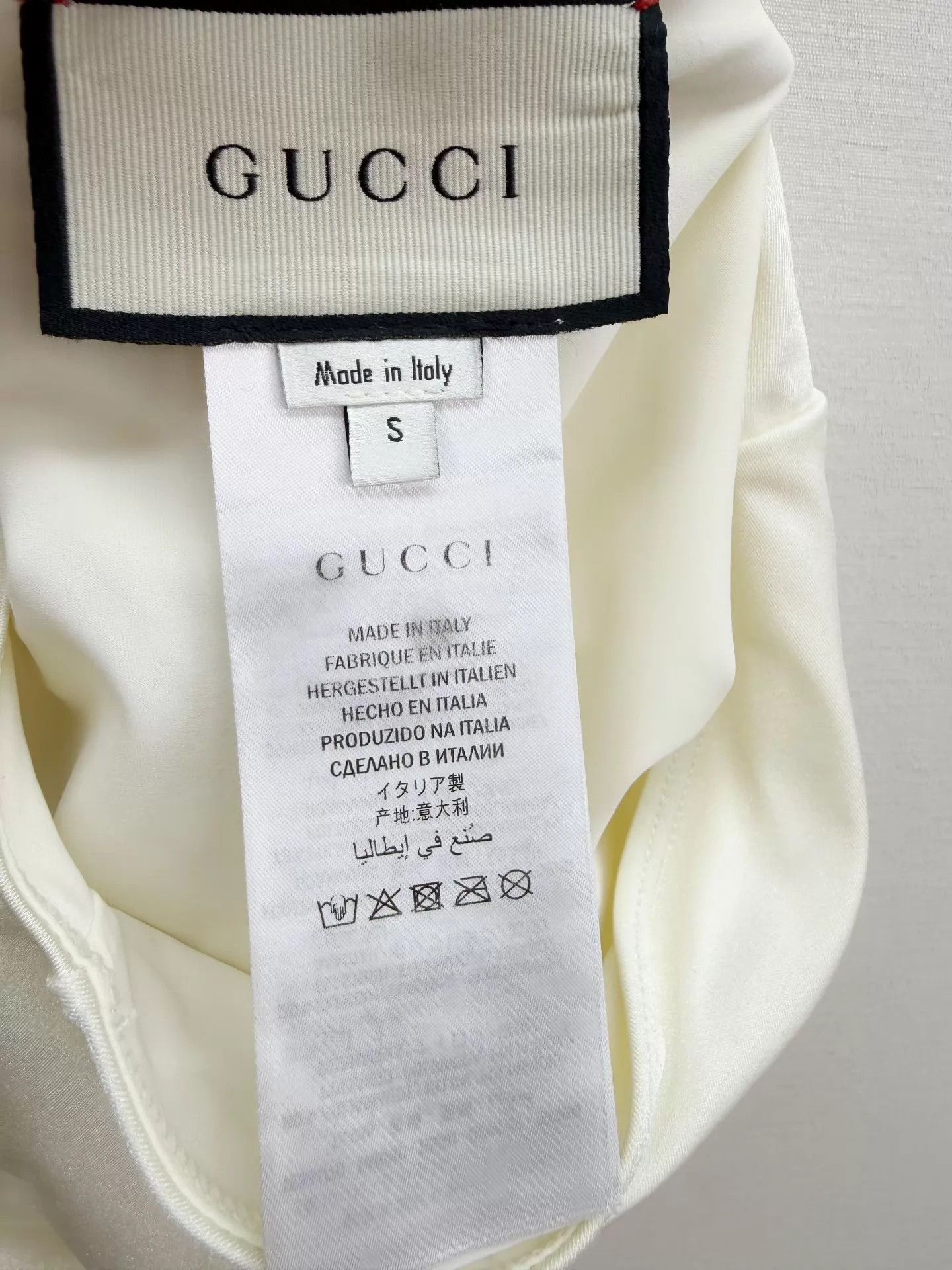 Gucci Gucci authentic one-piece swimsuit S worn once Size S / US 4 / IT 40 - 4 Thumbnail