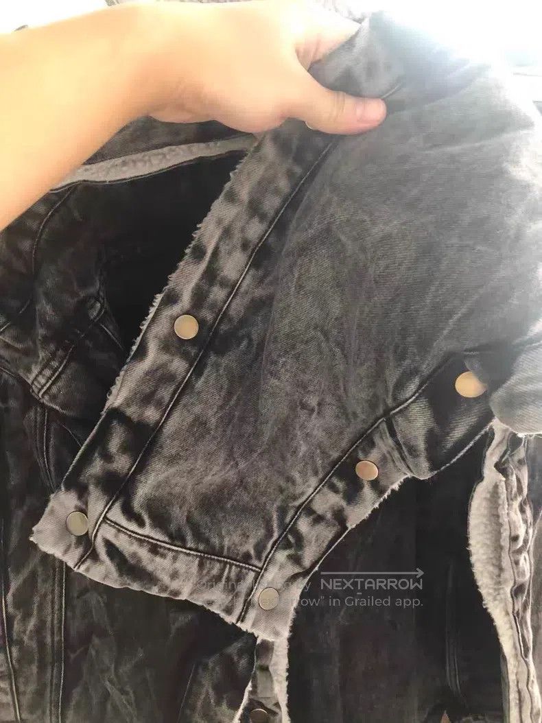 Y/Project Y/Project Size M Black coat with old color wool. Size US M / EU 48-50 / 2 - 6 Thumbnail