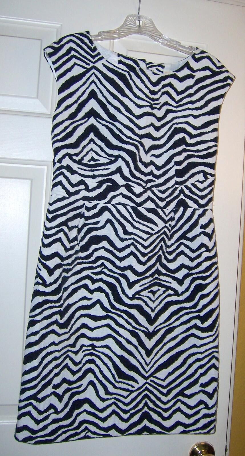 Michael Kors Michael Kors Sleeveless Zebra-Print Sheath Dress - Size 8 Size M / US 6-8 / IT 42-44 - 1 Thumbnail