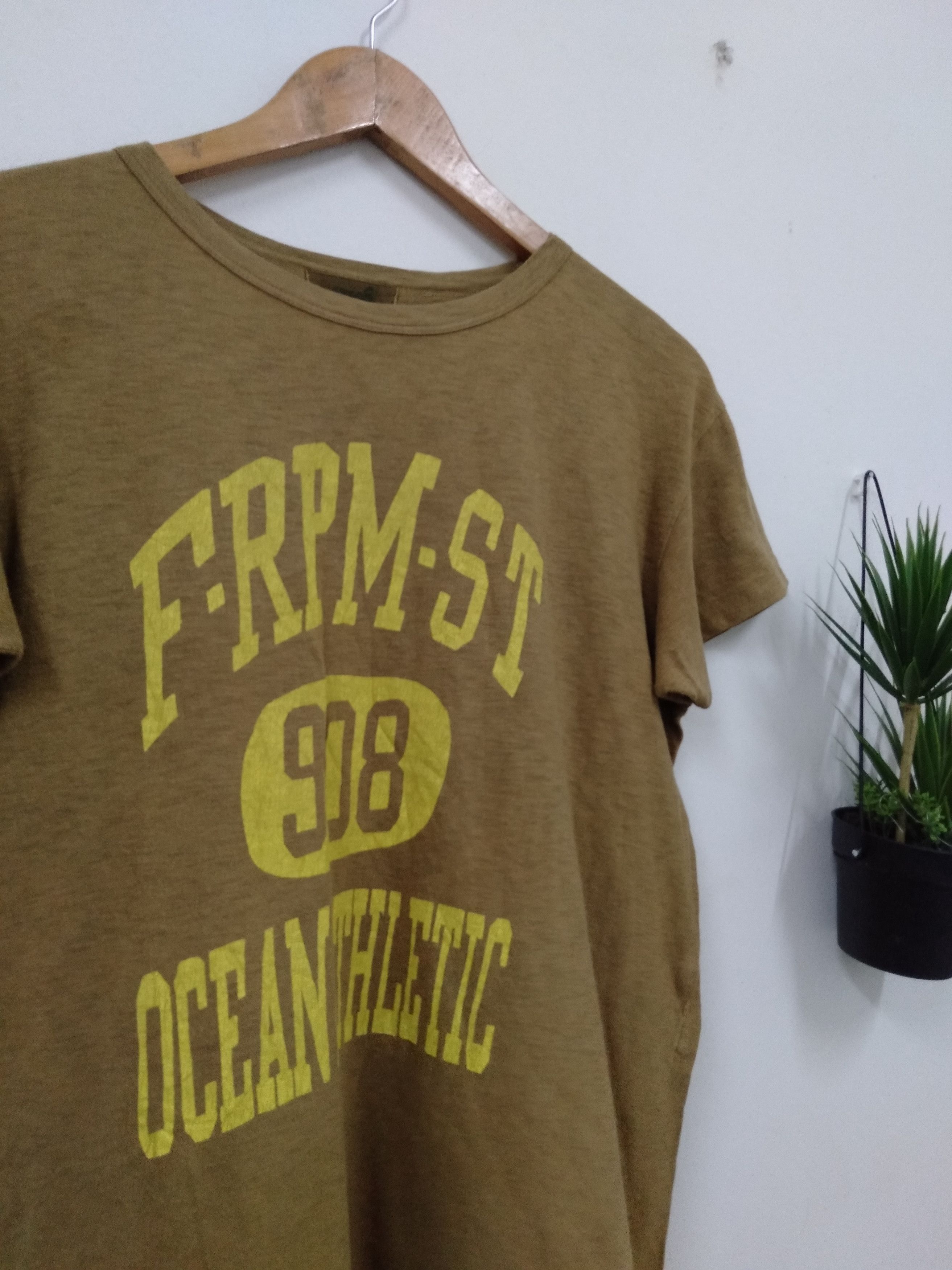 45rpm Vintage 45 rpm Japanese Brand t shirt nice design Size US S / EU 44-46 / 1 - 4 Thumbnail