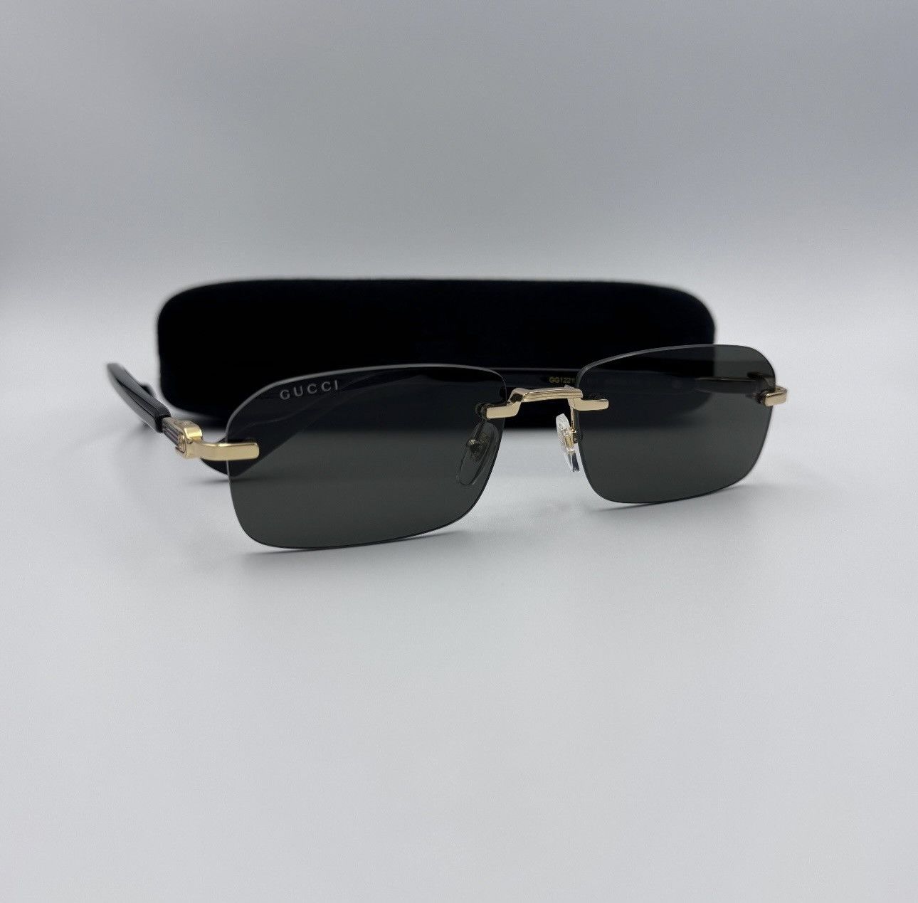 Vintage Gucci sunglasses GG1221S 001 56 Made in Japan New
