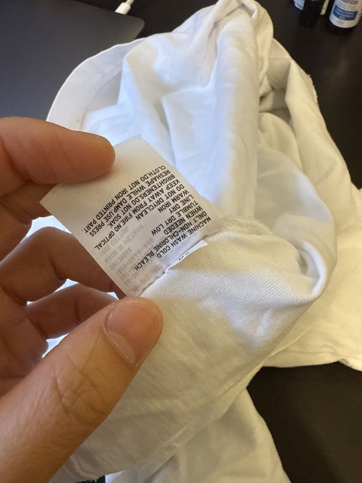 Kaws × Uniqlo Kaws uniqlo Size US S / EU 44-46 / 1 - 5 Thumbnail