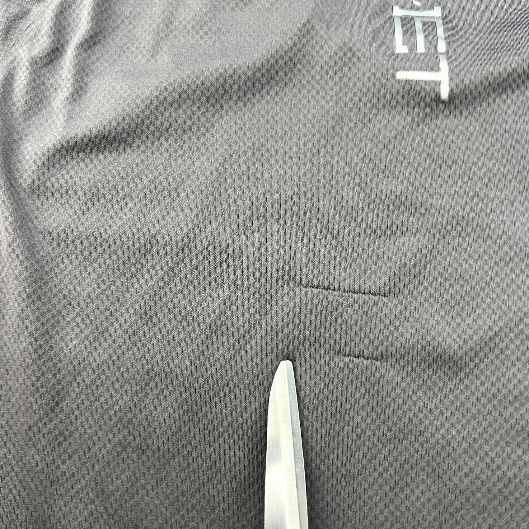 2XU 2XU Mens Shirt Large Gray Quick Dry Stretch Short Sleeve T-Shirt Sports Track Mens L Frontline 2XU Shirt Gray Quick Dry Stretch Mens L Size US L / EU 52-54 / 3 - 3 Thumbnail