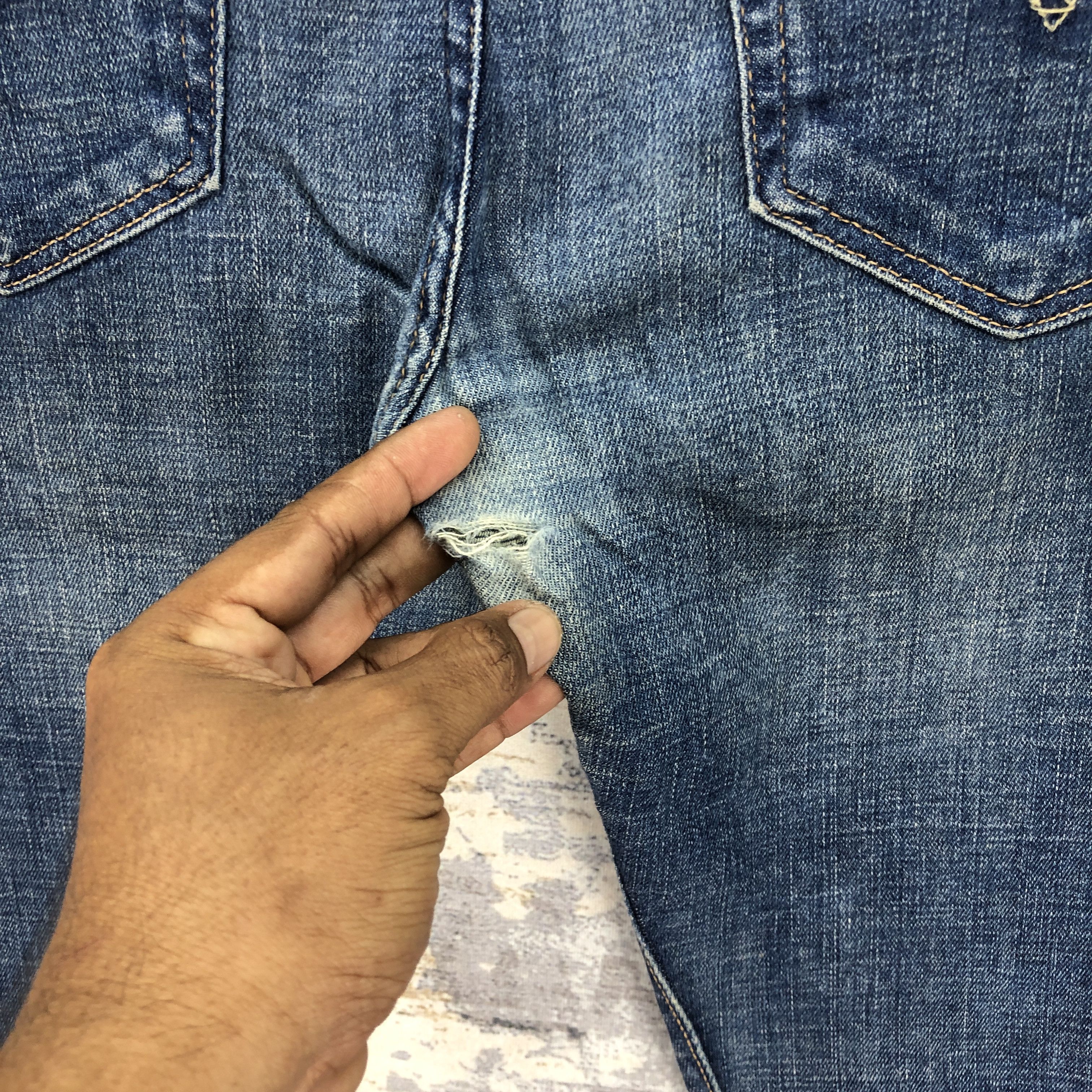 Levi's Vintage Y2K Levis 519 Skinny Jeans Levi's Faded Washed Denim Size US 30 / EU 46 - 6 Thumbnail