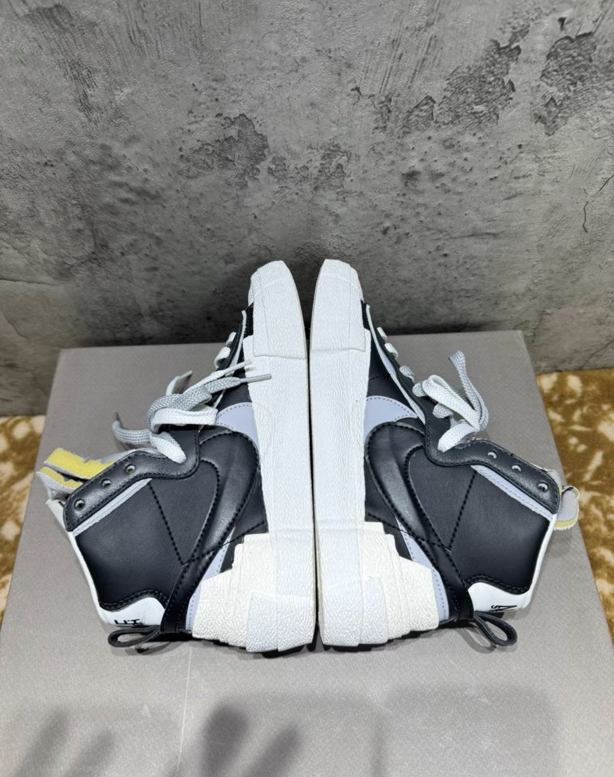 Nike Nike x Sacai Blazer Mid, Deconstructed K37 Size US 7.5 / IT 37.5 - 6 Thumbnail