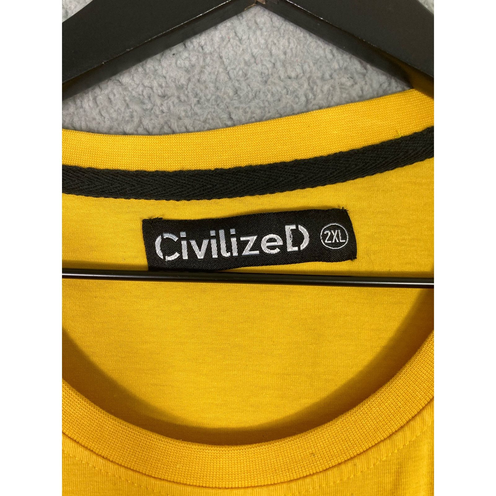 Other Civilized Bear Mens 2XL Yellow Tee Legends Never Die Graphic Size US XXL / EU 58 / 5 - 4 Thumbnail