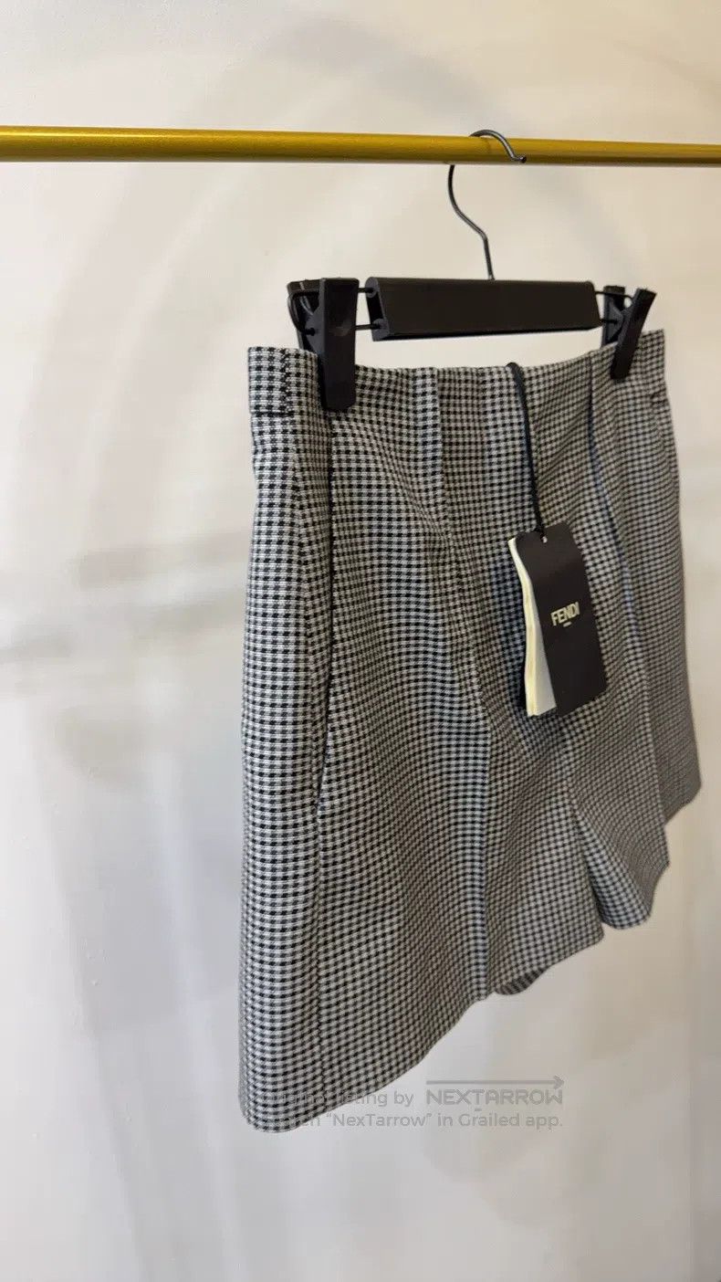 Fendi Fendi Plaid Shorts Size 25" / US 0 / IT 36 - 6 Thumbnail